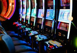 bosnaga slot Live Sic Bo betting board showing all available wager types and payout multipliers